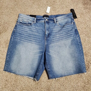 NWT Banana Republic Girlfriend Denim Shorts 34/18